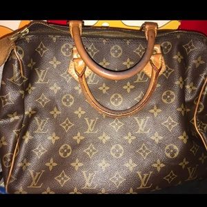 Louis Vuitton speedy 30